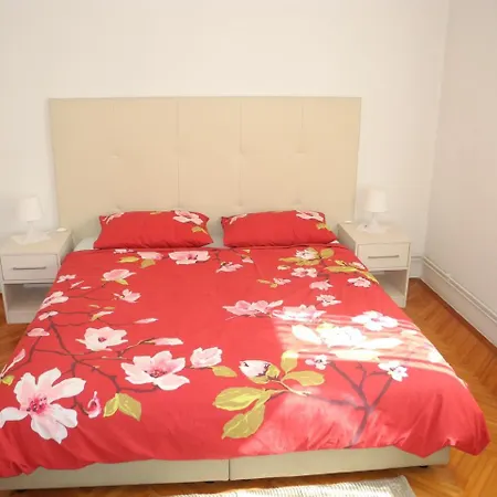 Apartment In 26737